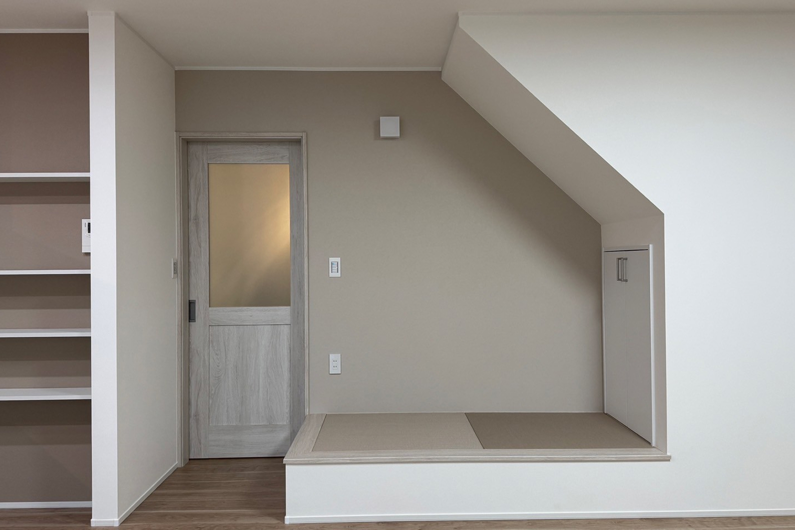 こだわりのヌックとシアタールームでずっとお家に居たい