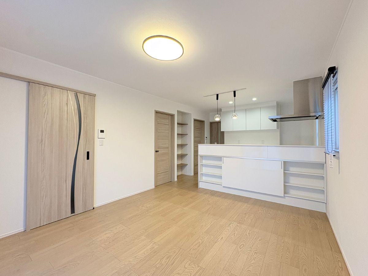 「黒と石目が映える、上質なコンパクト平屋」お客様のおうち完成見学会 in三春町