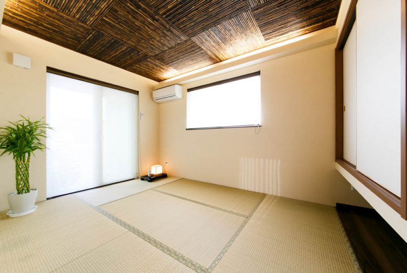 吹き抜けと大きな窓で圧倒的な開放感のある家　須賀川市注文住宅の写真